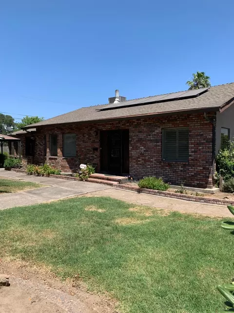 6946 3rd St, Riverbank, CA 95367 photo 2