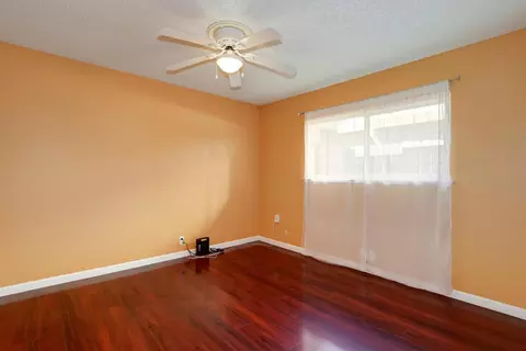 720 Barcelona, Davis, CA 95616 photo 35