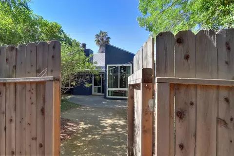720 Barcelona, Davis, CA 95616 photo 50