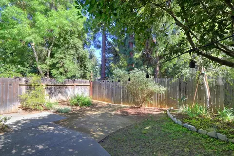 720 Barcelona, Davis, CA 95616 photo 42