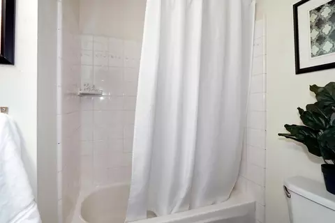 720 Barcelona, Davis, CA 95616 photo 38