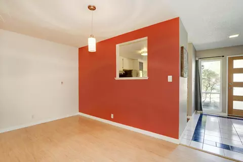 720 Barcelona, Davis, CA 95616 photo 16