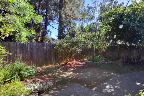 720 Barcelona, Davis, CA 95616 photo 43