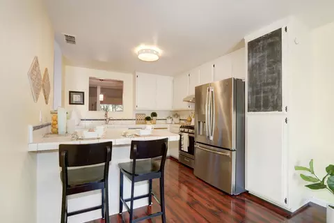 720 Barcelona, Davis, CA 95616 photo 29