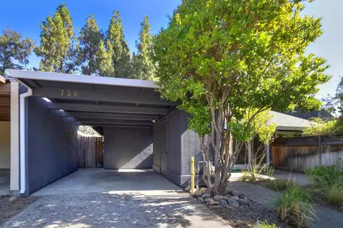 720 Barcelona, Davis, CA 95616 photo 57