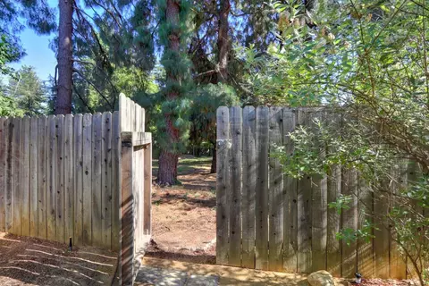 720 Barcelona, Davis, CA 95616 photo 45
