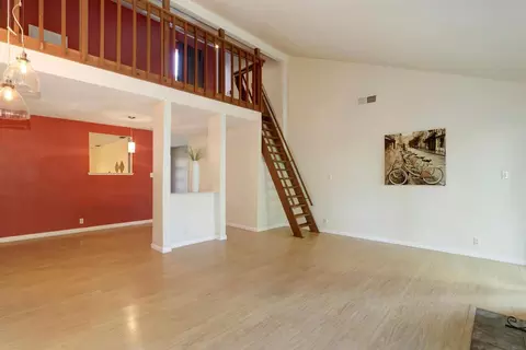 720 Barcelona, Davis, CA 95616 photo 12