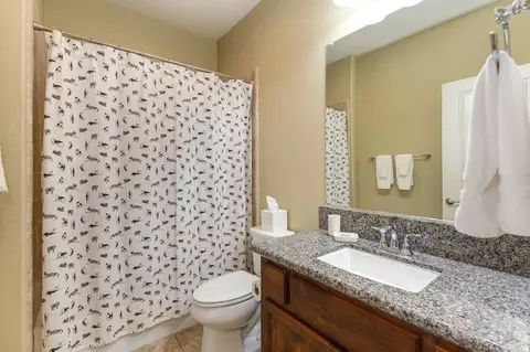 Bath - 2718 Hidden Trail Loop, Rocklin, CA 95765 photo 9 of 10