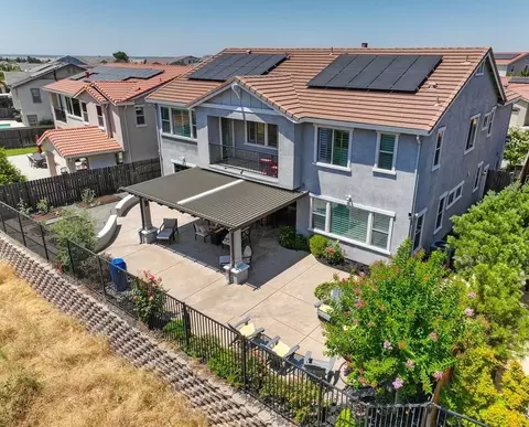 View/Area - 2718 Hidden Trail Loop, Rocklin, CA 95765 photo 1 of 7