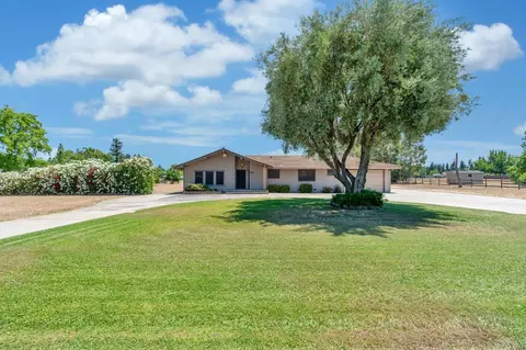 8761 Bamarcia Dr, Elk Grove, CA 95624