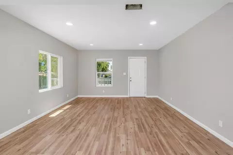 718 S Conejo Ave, Modesto, CA 95354 photo 3