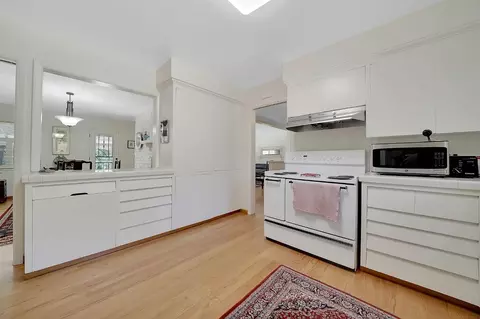 Kitchen - 17832 Carter Ln, Jackson, CA 95642 photo 2 of 5
