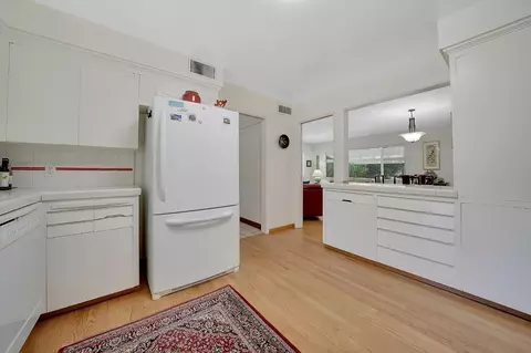 Kitchen - 17832 Carter Ln, Jackson, CA 95642 photo 5 of 5