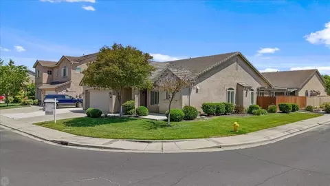 1838 Genoa Dr, Manteca, CA 95336 photo 3