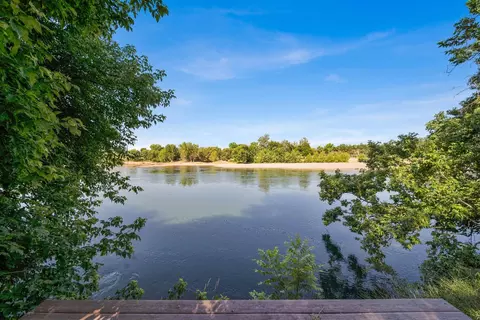 View/Area - 225 Howell Ave, Red Bluff, CA 96080 photo 2 of 13