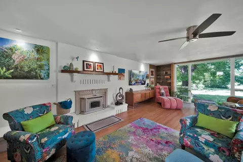 Living - 225 Howell Ave, Red Bluff, CA 96080 photo 7 of 7