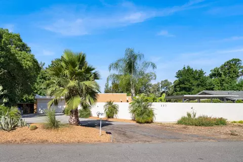 225 Howell Ave, Red Bluff, CA 96080 photo 1