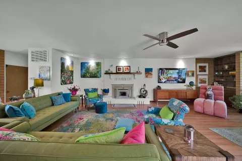 Living - 225 Howell Ave, Red Bluff, CA 96080 photo 1 of 7