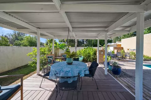 Exterior - 225 Howell Ave, Red Bluff, CA 96080 photo 14 of 38