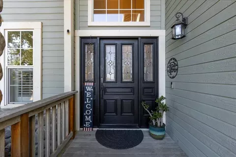 Entry Way - 159 Northridge Dr, Grass Valley, CA 95945 photo 1 of 4