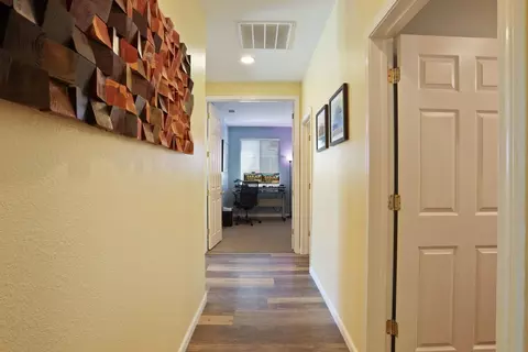 Entry Way - 2452 Amatchi Dr, Tracy, CA 95304 photo 11 of 12