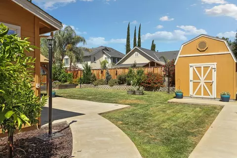 Exterior - 2452 Amatchi Dr, Tracy, CA 95304 photo 8 of 10