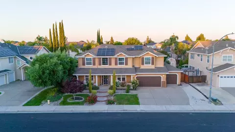 View/Area - 2452 Amatchi Dr, Tracy, CA 95304 photo 1 of 13