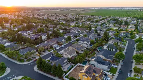 View/Area - 2452 Amatchi Dr, Tracy, CA 95304 photo 8 of 13