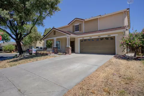 Exterior - 346 Goshawk Ct, Patterson, CA 95363 photo 2 of 7