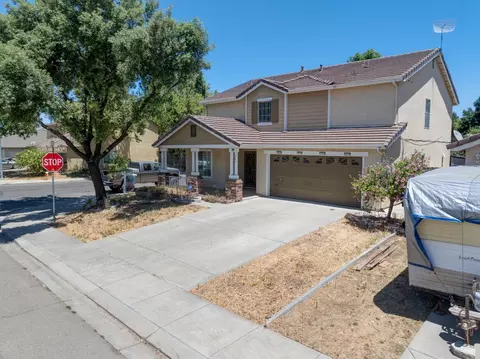 Exterior - 346 Goshawk Ct, Patterson, CA 95363 photo 4 of 7