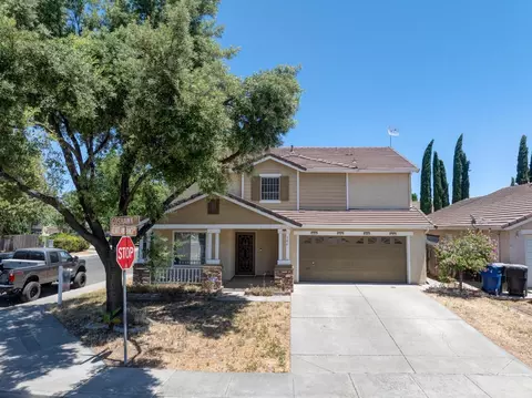 Exterior - 346 Goshawk Ct, Patterson, CA 95363 photo 5 of 7