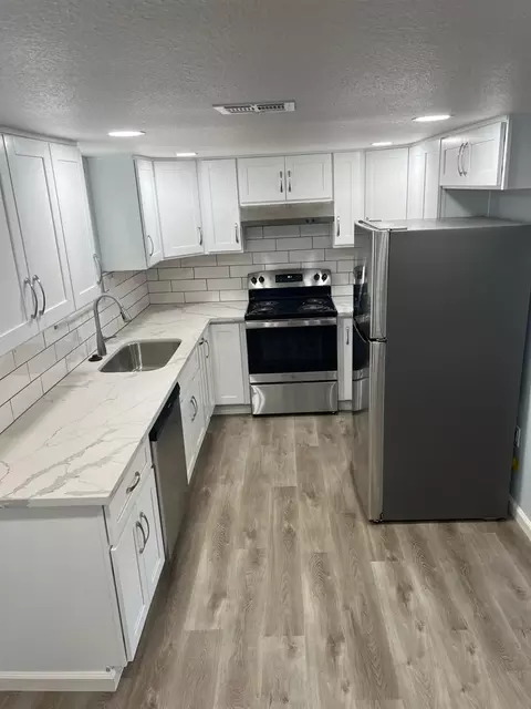 Kitchen - 3028 7th St, Ceres, CA 95307 photo 1 of 1