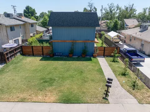 Exterior - 3028 7th St, Ceres, CA 95307 photo 13 of 14