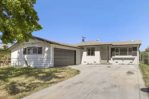 7645 Walsh Way, Sacramento, CA 95832