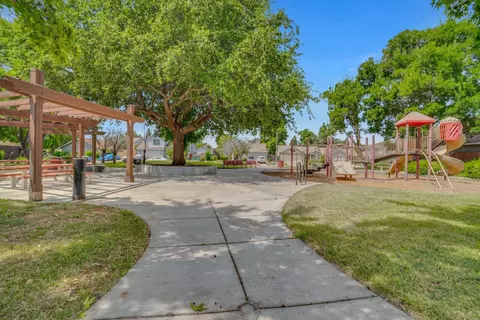 783 Saddleback Ct, Tracy, CA 95376 photo 30