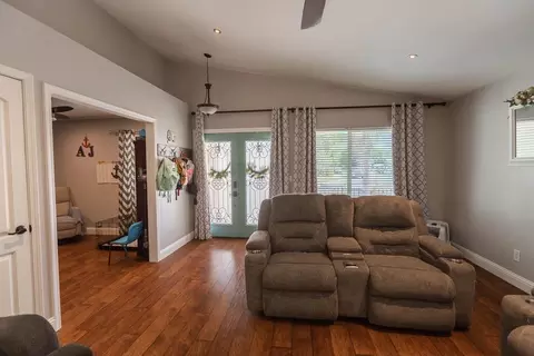 1624 Rodeo Way, Olivehurst, CA 95961 photo 8