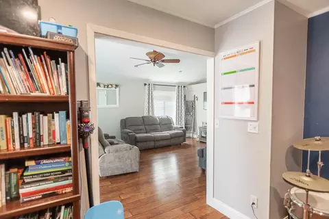 1624 Rodeo Way, Olivehurst, CA 95961 photo 12
