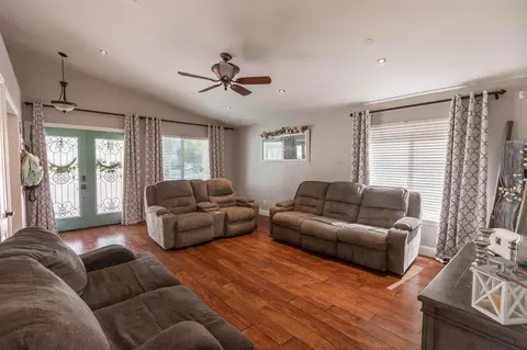 1624 Rodeo Way, Olivehurst, CA 95961 photo 6