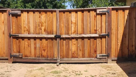 Exterior - 1539 Mendota Way, Carmichael, CA 95608 photo 21 of 31