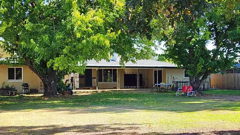 Exterior - 1539 Mendota Way, Carmichael, CA 95608 photo 11 of 31