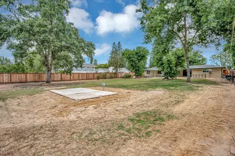 Exterior - 1539 Mendota Way, Carmichael, CA 95608 photo 9 of 31
