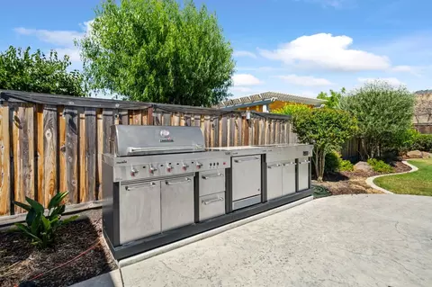 21113 Varietal Ct, Patterson, CA 95363 photo 4