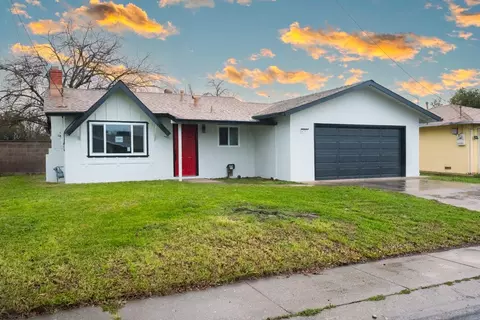 4382 Twain Dr, Olivehurst, CA 95961 photo 2