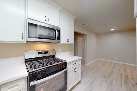 4382 Twain Dr, Olivehurst, CA 95961 photo 12