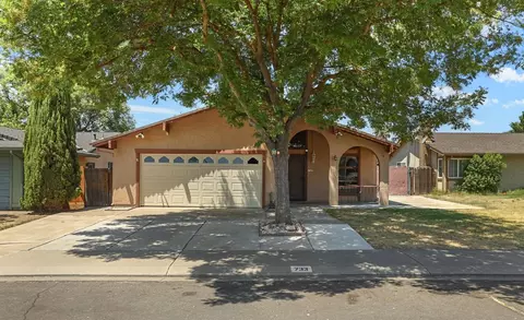 733 Sonora Ave, Manteca, CA 95337 photo 2