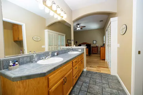Undisclosed, Turlock, CA 95382 photo 38
