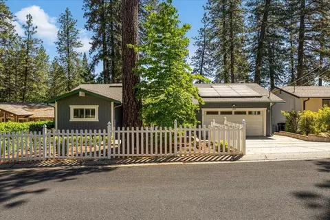 282 Cornwall Ave, Grass Valley, CA 95945 photo 1
