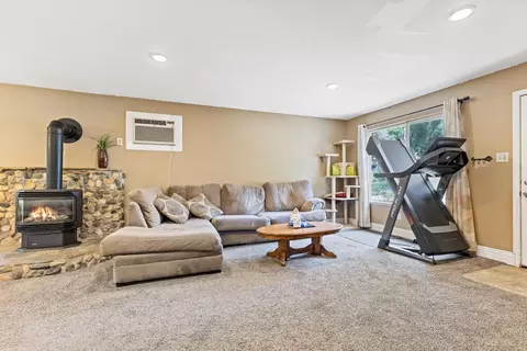 Living - 1065 Hillcrest Blvd, Colfax, CA 95713 photo 1 of 1