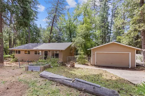 Exterior - 1065 Hillcrest Blvd, Colfax, CA 95713 photo 10 of 11