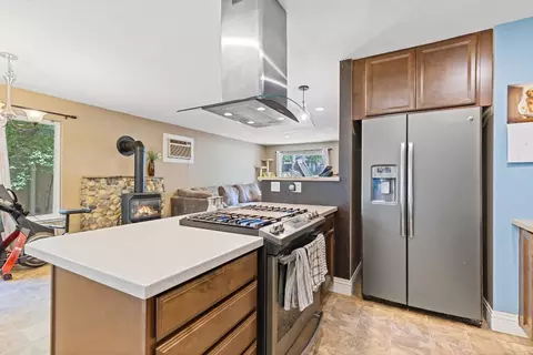 Kitchen - 1065 Hillcrest Blvd, Colfax, CA 95713 photo 4 of 5